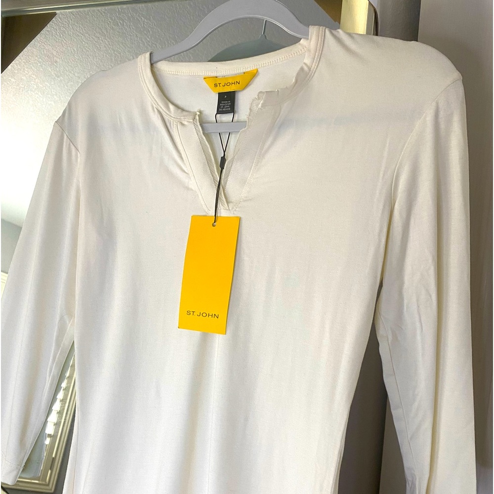 🌸💐 SUPER CUTE ST. JOHN TOP NWT💐💓